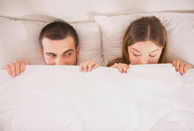 如何和女人发生肉体关系
